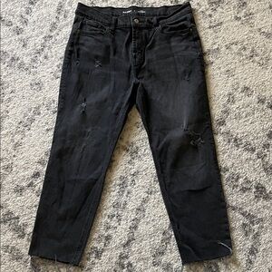 Old Navy Women's Black Distressed Boyfriend Jeans